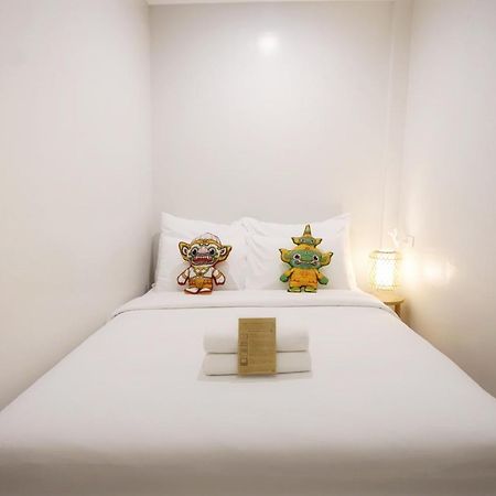 Yakthai Poshtel Бангкок Экстерьер фото