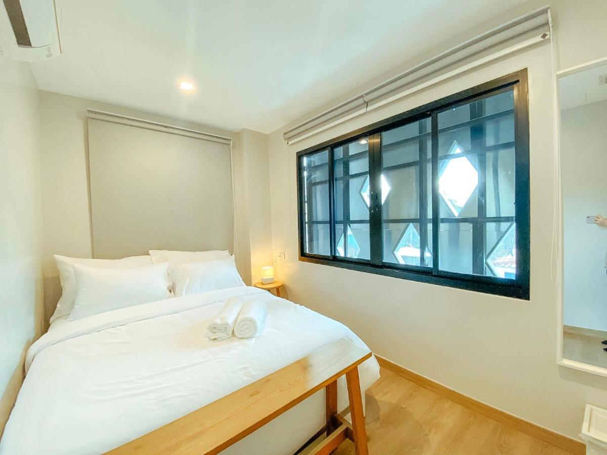 Yakthai Poshtel Бангкок Экстерьер фото