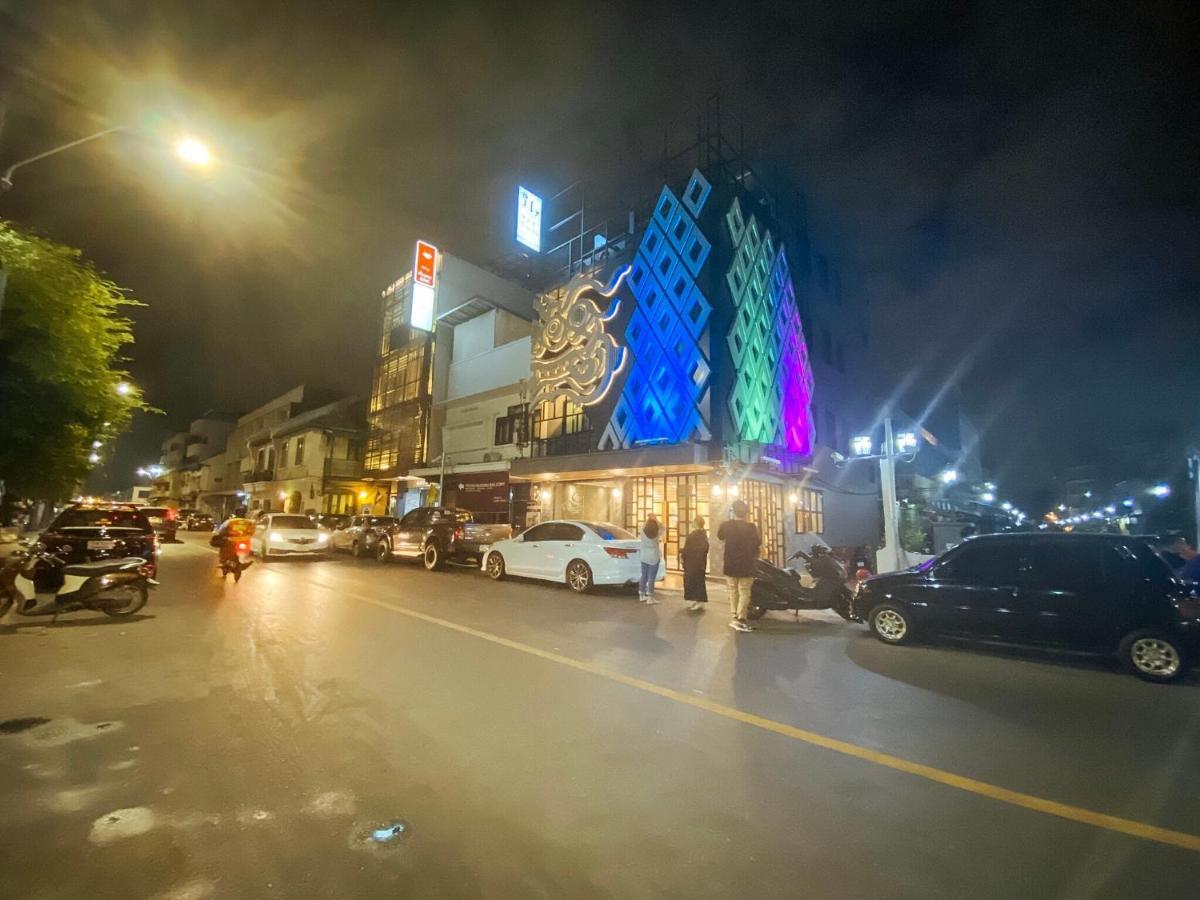 Yakthai Poshtel Бангкок Экстерьер фото